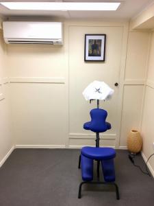 Chinese acupressure & Thai massage treatment room